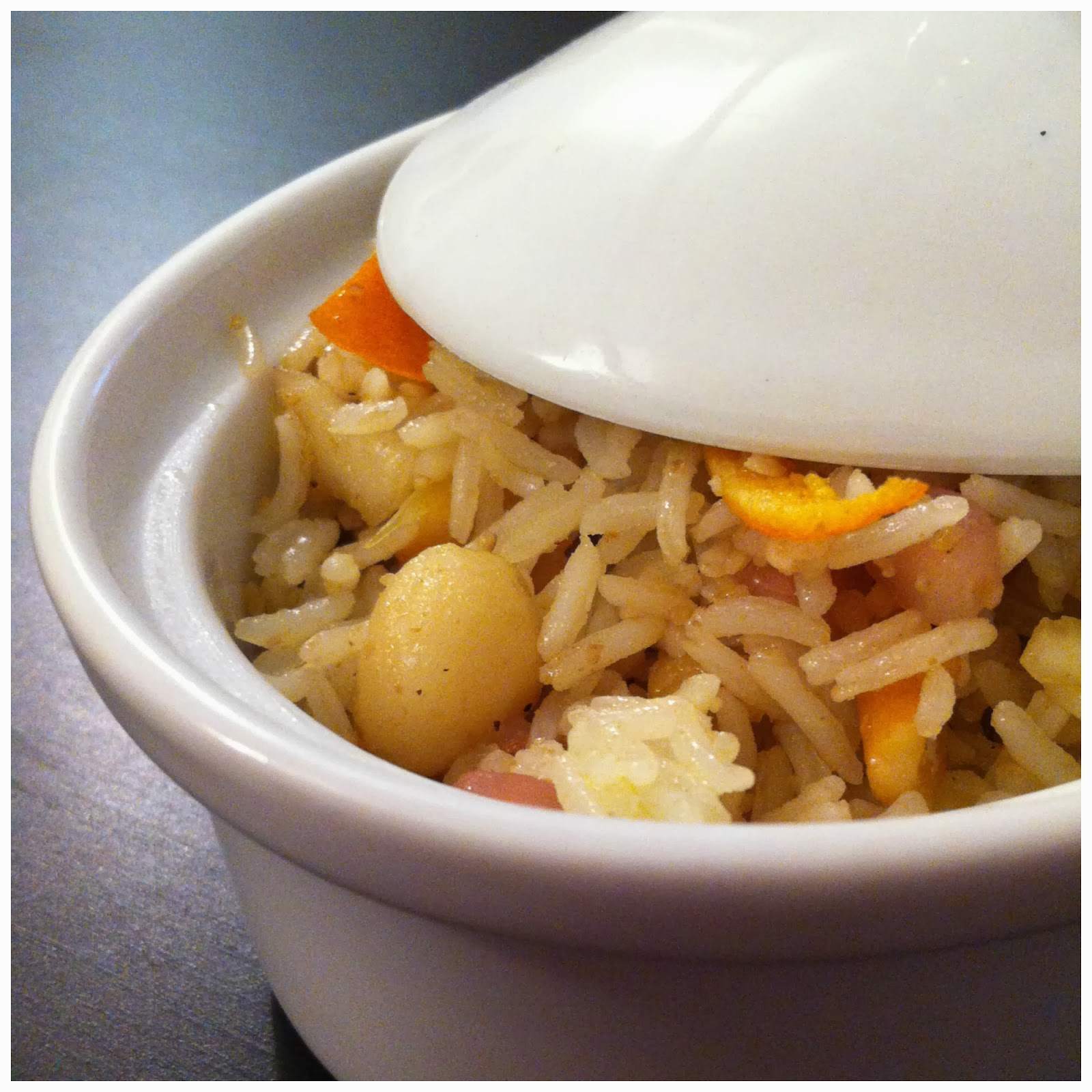 y tan flamenca! arroz basmati con frutos secos, granada y naranja