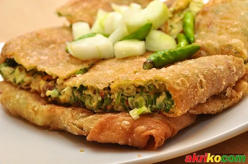 Resep dan cara mudah membuat Martabak Telur Ayam Spesial