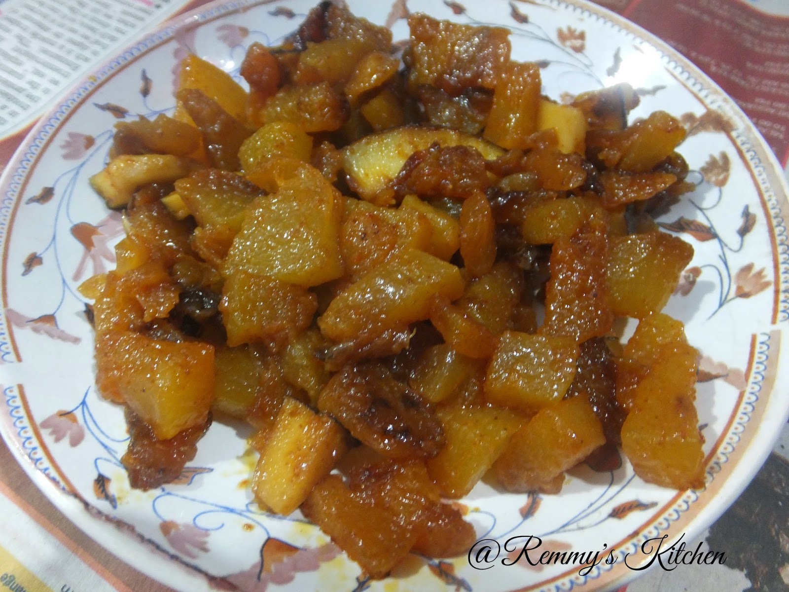 Remmy's Kitchen Papaya mezhukkupuratti / Papaya stir fry