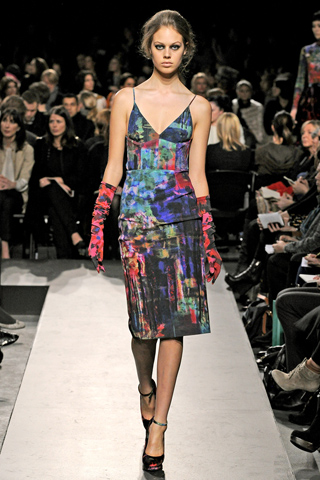 Impressionist graphicsfeb , ready-to-wear erdem slightly disheveled look inspired Runways of nicholas kirkwood for