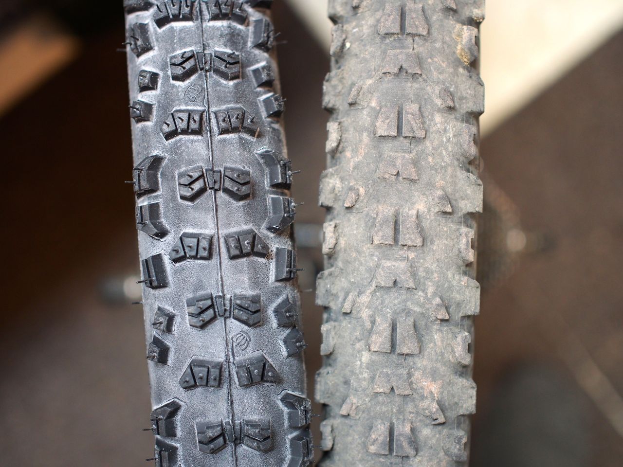 Review Continental Trail King Red Rocks Review