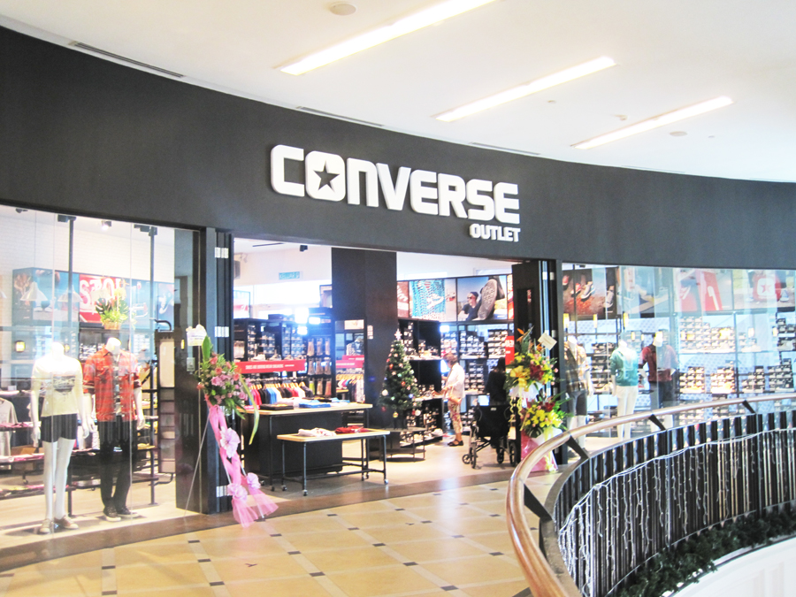 converse gurney plaza