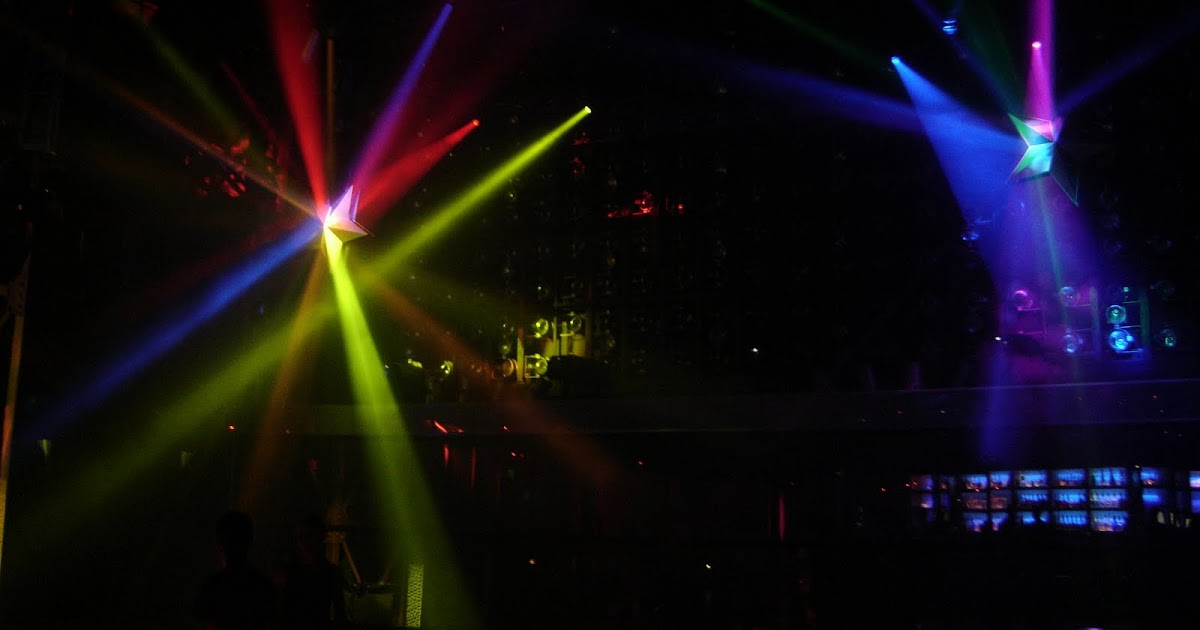 Disney Vacation Kingdom Mannequins Dance Palace