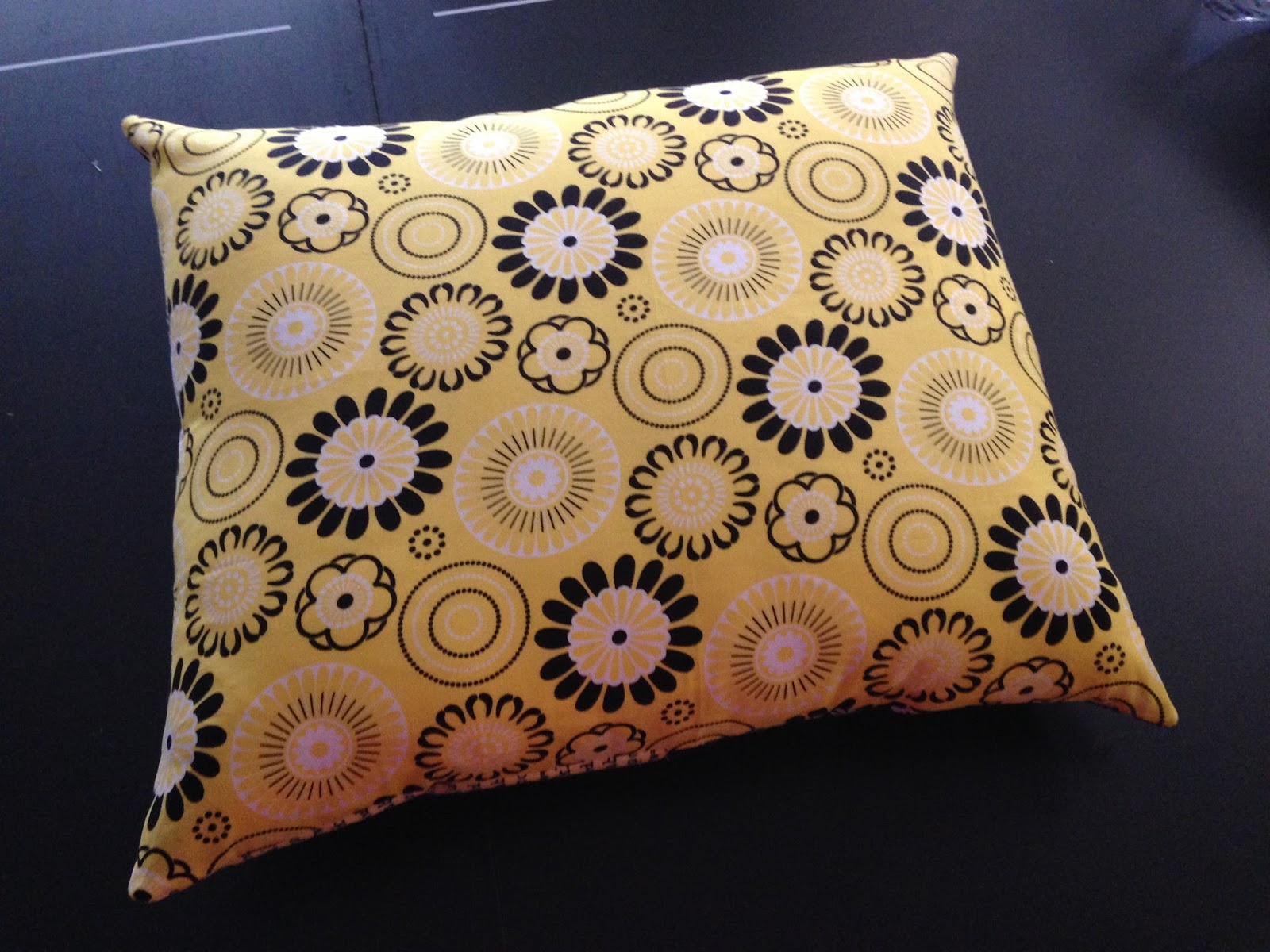 Quilt to the Edge.... Fat Quarter Pillow Cover
