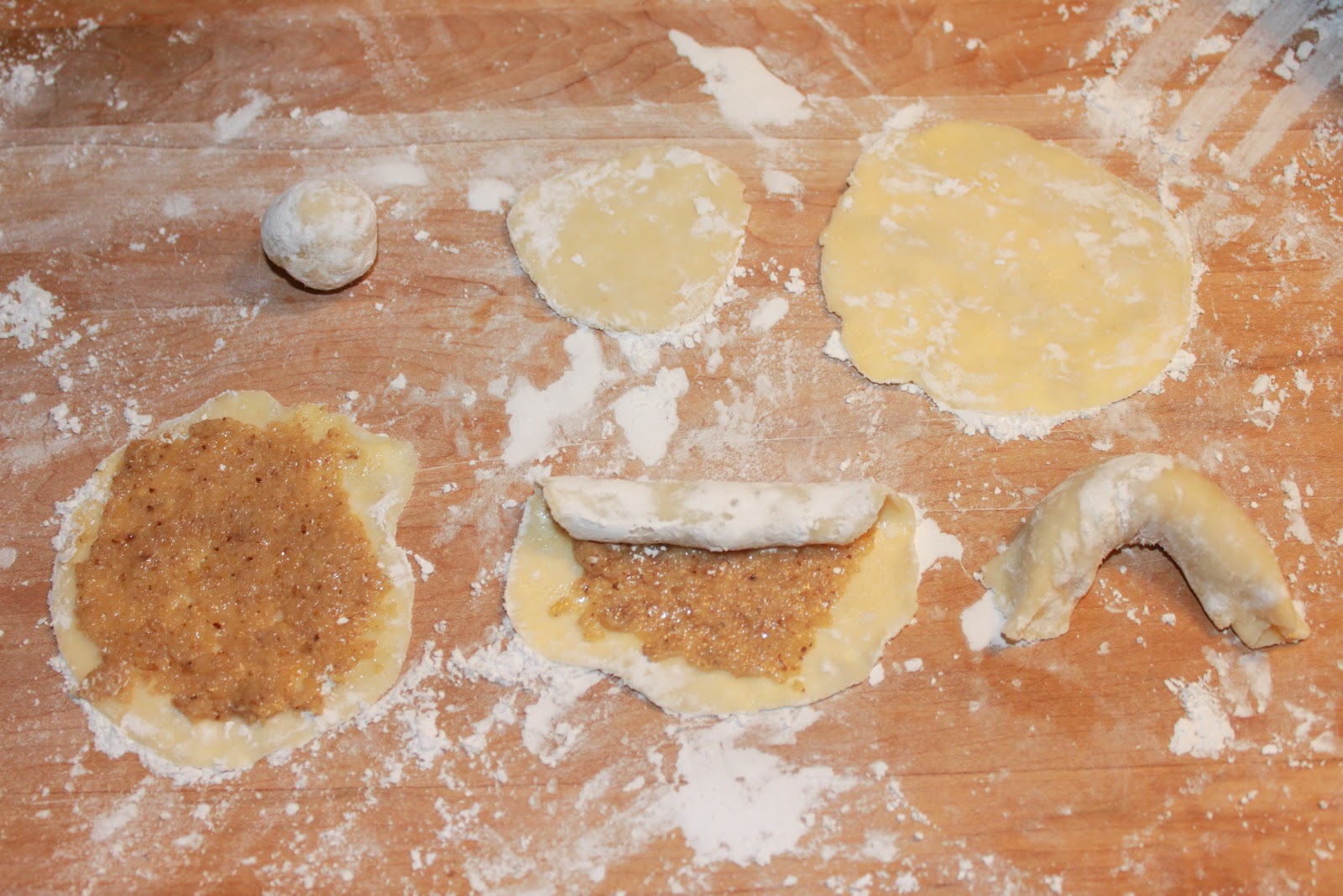 37 Cooks Grandma Stella’s Cream Cheese Nut Horns