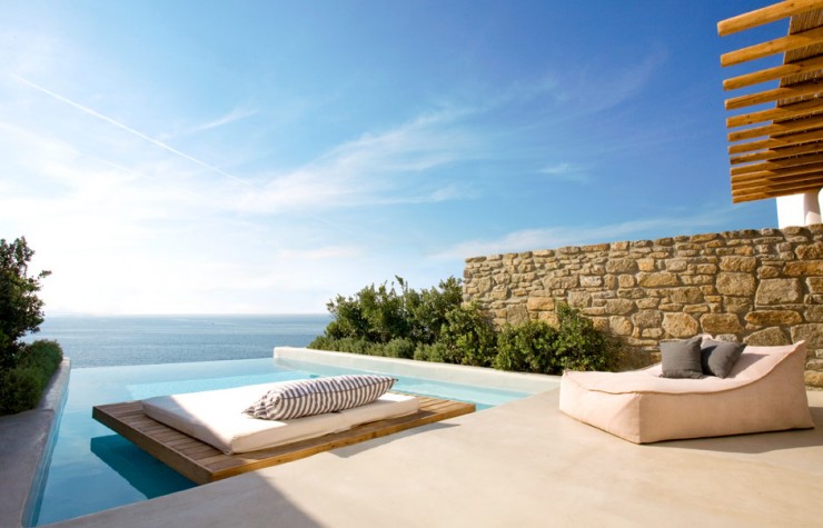 Elegant Summer Vacation in Splendid Cavo Tagoo Resort, Hellas (Greece) Elegant Summer Vacation in Splendid Cavo Tagoo Resort, Hellas (Greece)