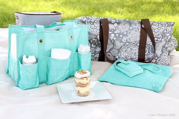 Pack the perfect picnic with totes and accessories from Thirty One!