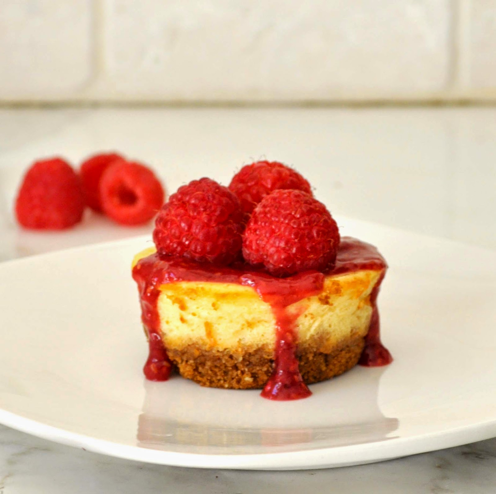 Cooking with Manuela Guiltfree Yogurt Cheesecake Cups with Raspberry