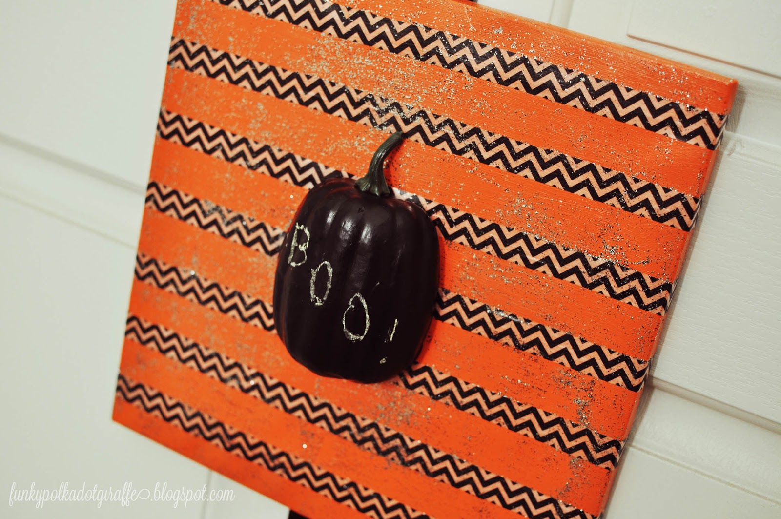 Funky Polkadot Giraffe Tutorial DIY Halloween Canvases