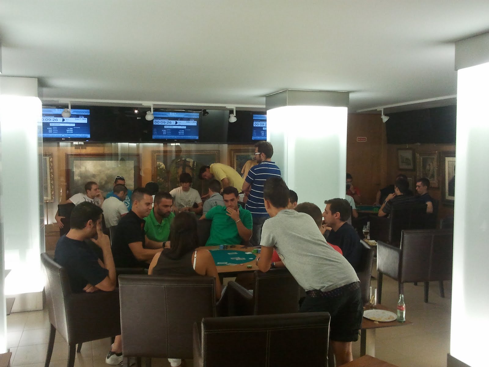 Continental granada poker