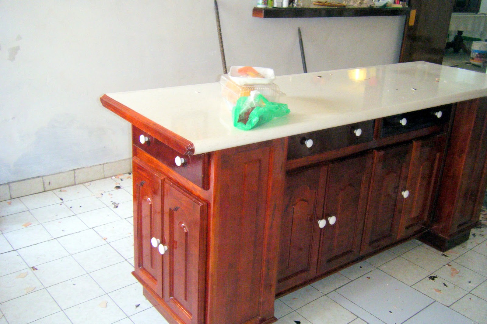 PUNTOS BASICOS CARPINTERIA.: BARRA PARA DESAYUNADOR CON CUBIERTA DE