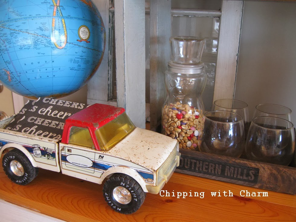 Chipping with Charm:  Accidental Wine Bar...http://www.chippingwithcharm.blogspot.com/