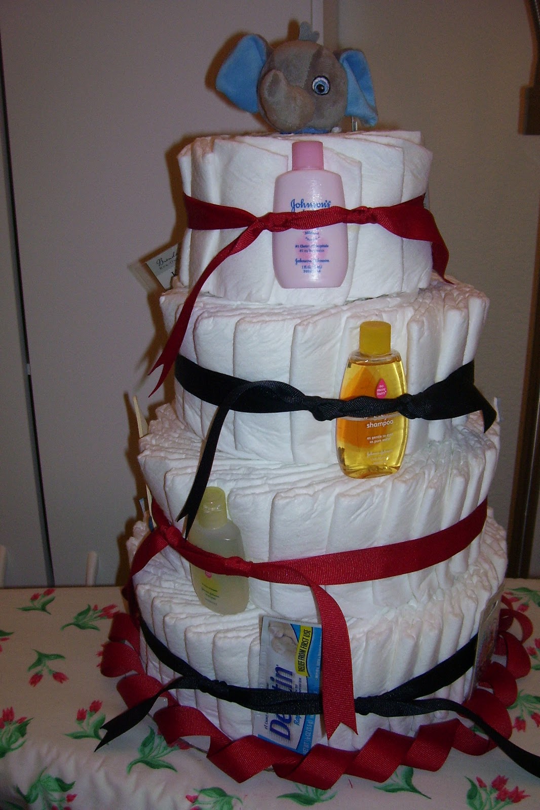 Homemaker How To's Nautical Diaper Cake