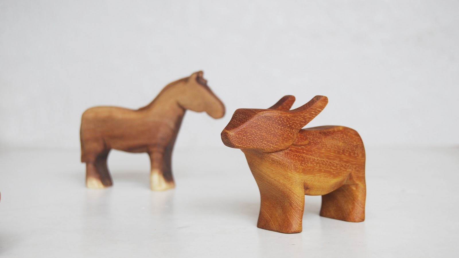 how to wood carve animals