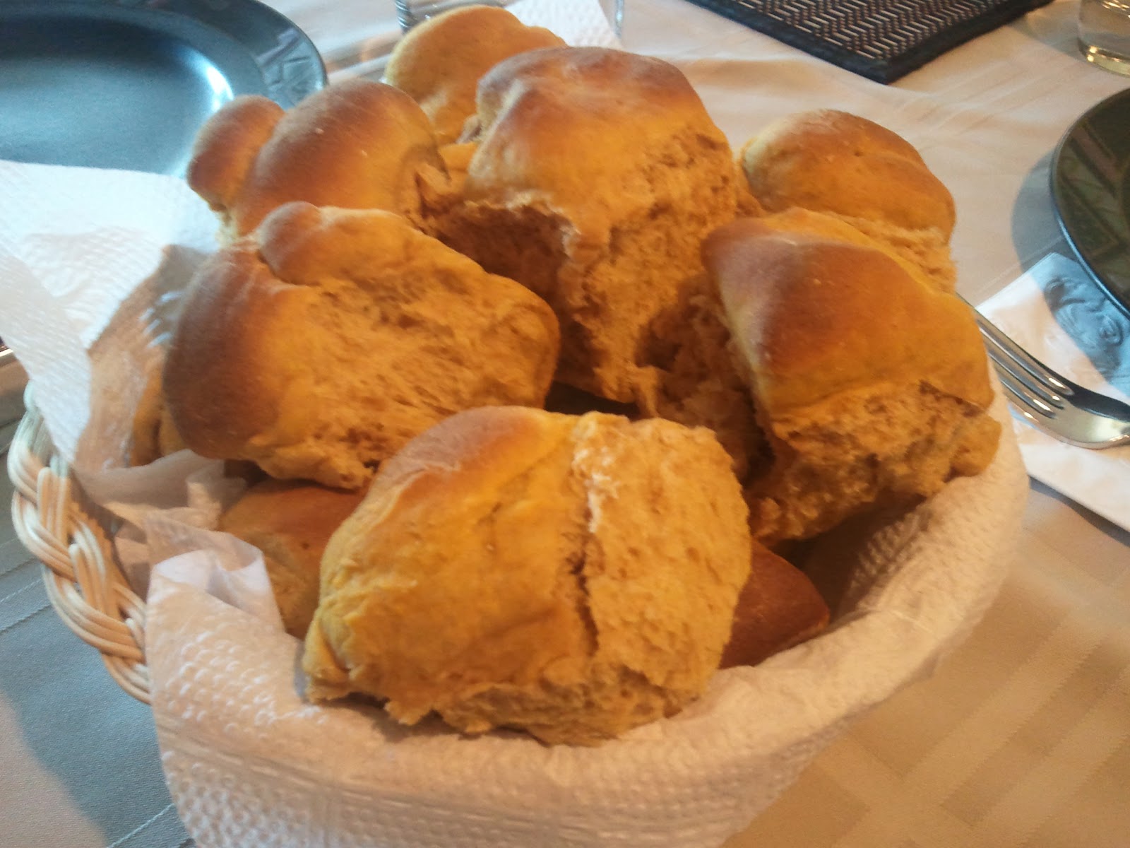 Pumpkin Whole Wheat Bread Machine Rolls (Frugal Food Thursday) Frugal