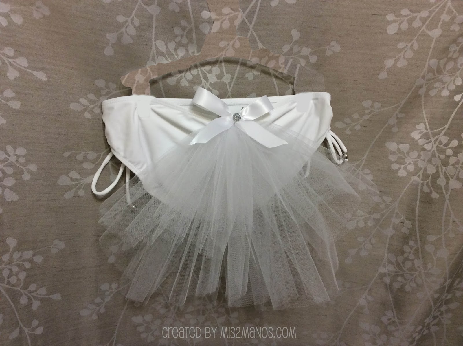 Mis 2 Manos Made by My Hands LAS VEGAS BACHELORETTE Bikini Veil Three