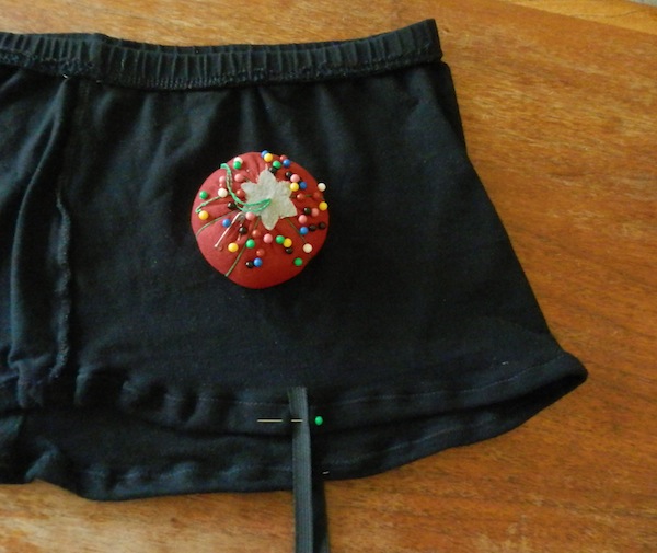 DIY Garter Belt from Leggings Neon Rattail