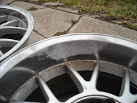 Polerowanie rantów felg Meguiars Hot Rims Mag & Aluminum Polish 