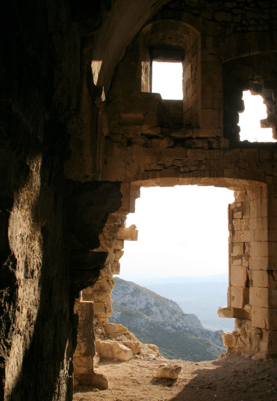 Didier du bout du Monde Le Château de la Reine Jeanne