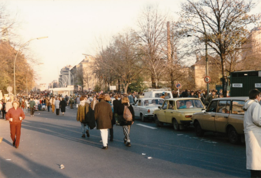 Neulichinberlin Irgendwann Fallt Jede Mauer