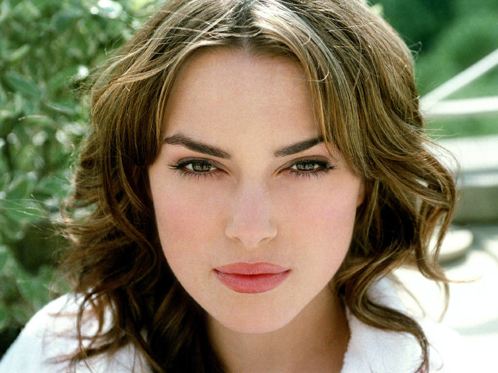 http://2.bp.blogspot.com/-9BVFIDHa23k/TjhcaWJWV4I/AAAAAAAAOPc/MdRweJl1L0U/s1600/keira_knightley.jpg