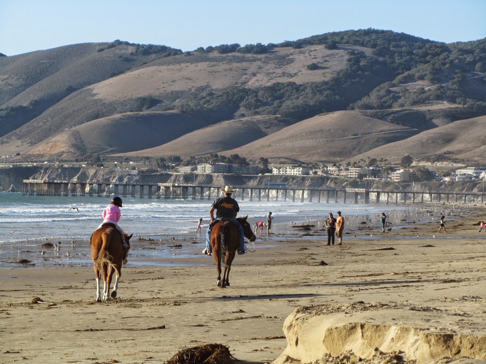 ART IN THE SUN GROVER BEACH, CALIFORNIA
