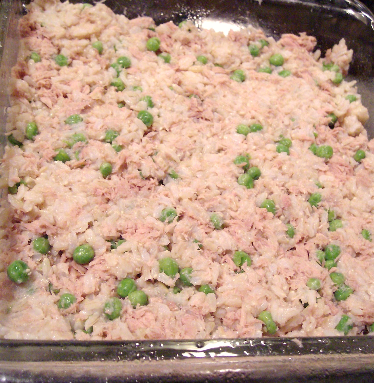 The Foodie RD Tuna and Brown Rice Casserole with White Wine Sauce (and