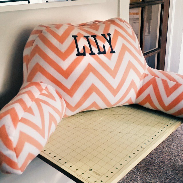 Grosgrain Personalized Lounge Pillow DIY