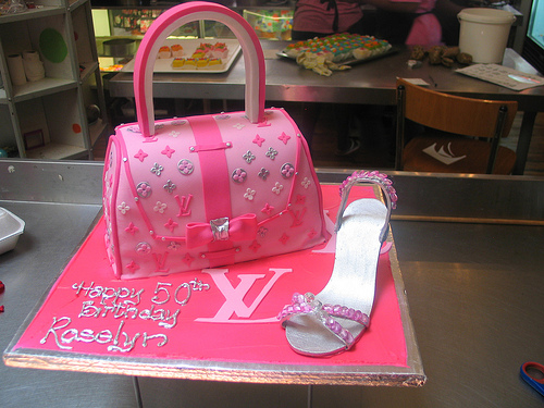 Louis Vuitton Hand Bag Cake 2