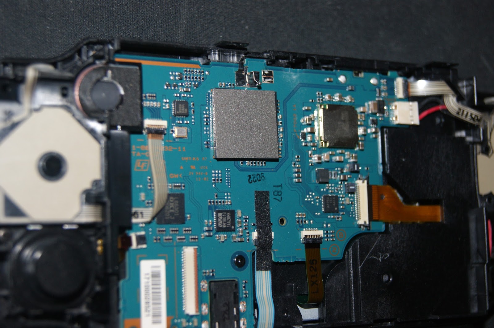 Petros Projects and stuff Sony psp e1004 (fuses)