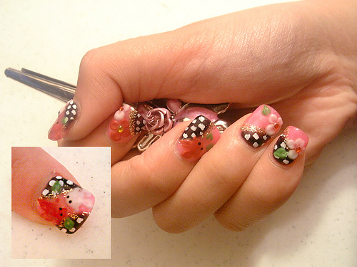 9. Candy Nail Art - Free online games at Y8.com - wide 6