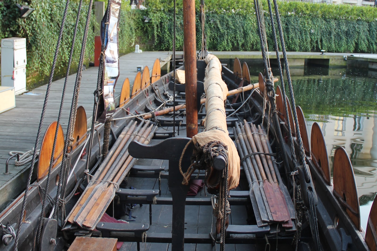 Captain JP's log Rowing this Viking boat