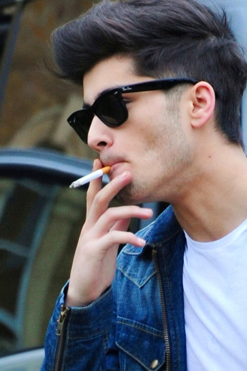 Zayn Malik's Smoking Pics One Direction Photos