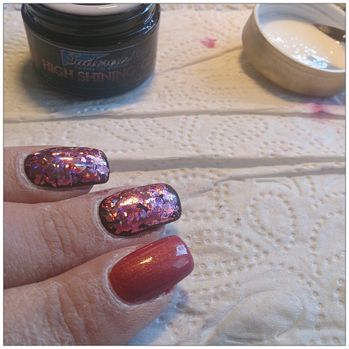 HoneynSunShineen Step by step foil design on gel nails
