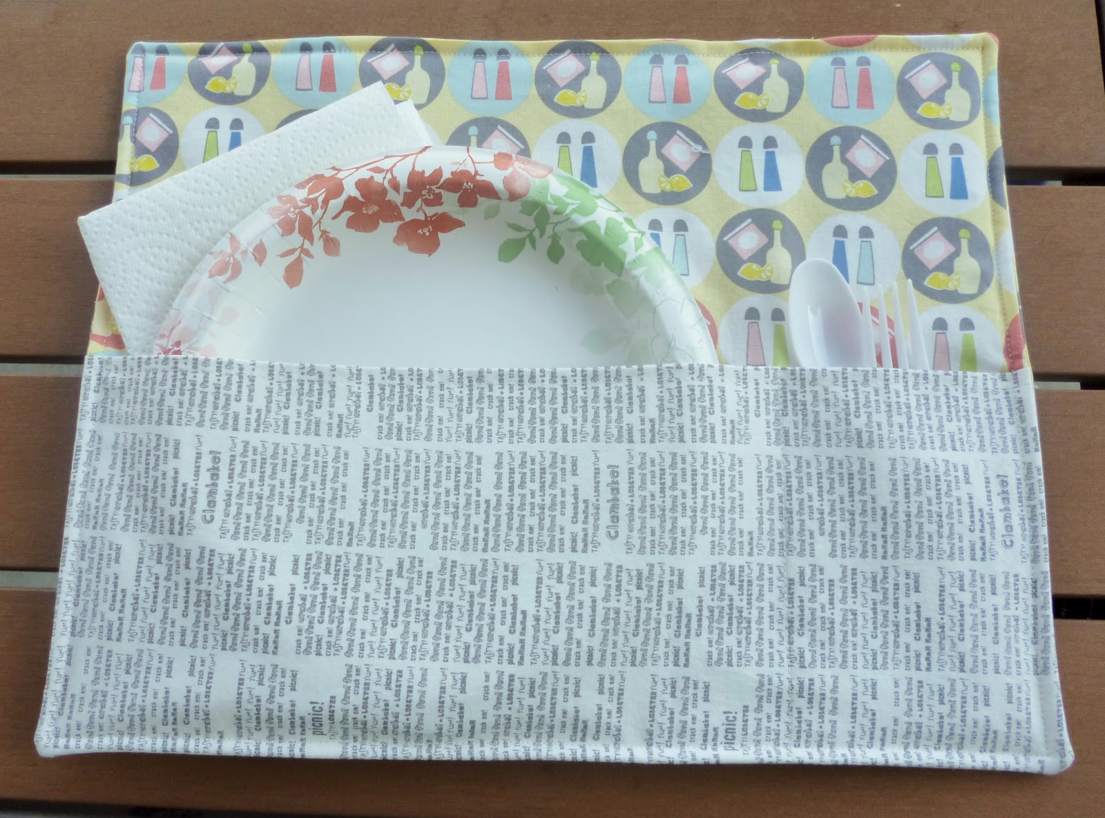 Fabric Mutt Patio Place Mat Tutorial