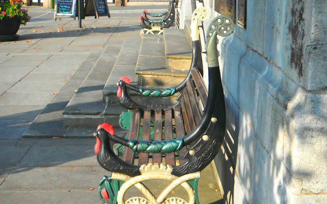 Municipal bench in Leek