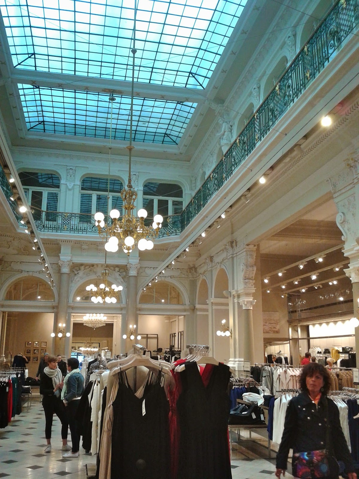 THE SHOP LOCATOR Mango Flagship Store. Prague Czech Republic.