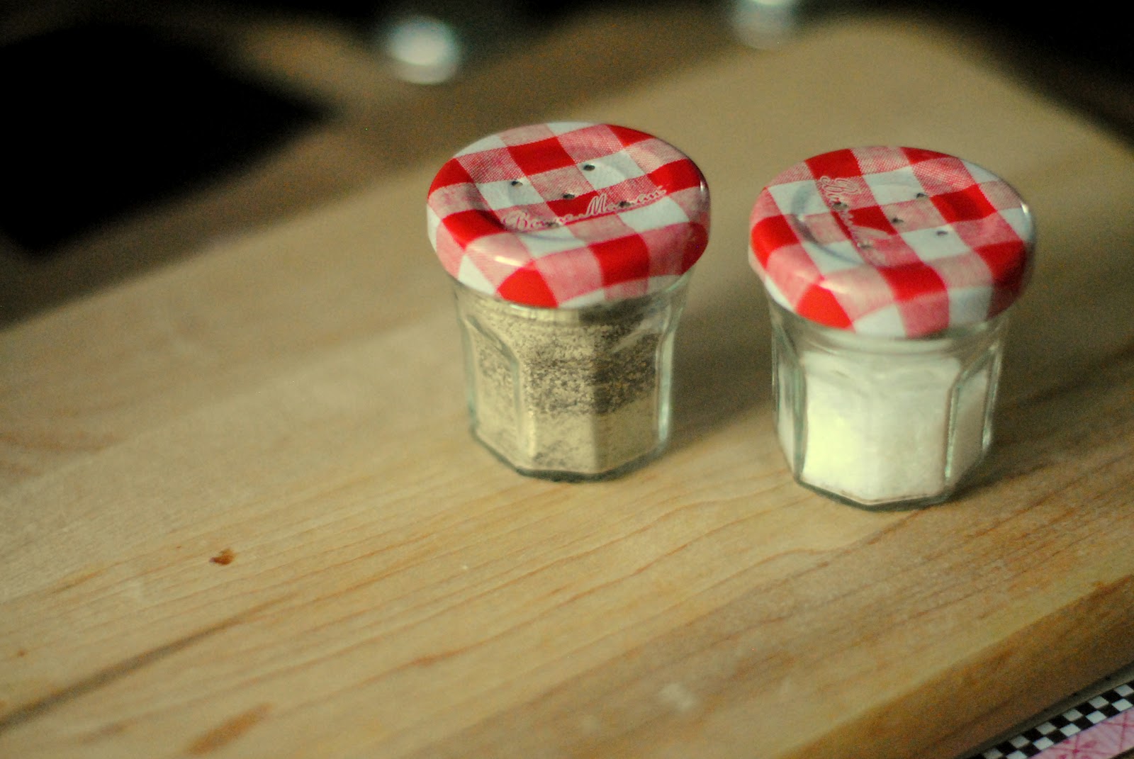 DIY tiny jam jar salt & pepper shakers