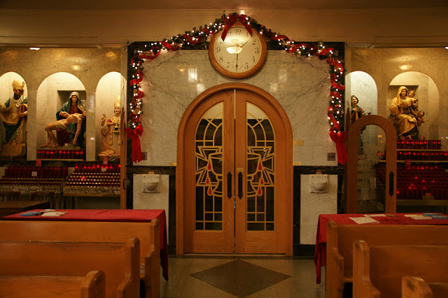 Through My Lens: New York City - Christmas in Little Italy