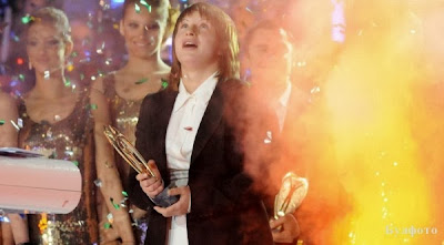 Българката Станка Златева спечели своя 1/2-финален двубой в категория до 72 килограма на турнира по свободна борба от летните олимпийски игри в Лондон.