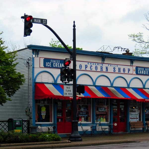 What's in Cleveland Popcorn Shop Chagrin Falls