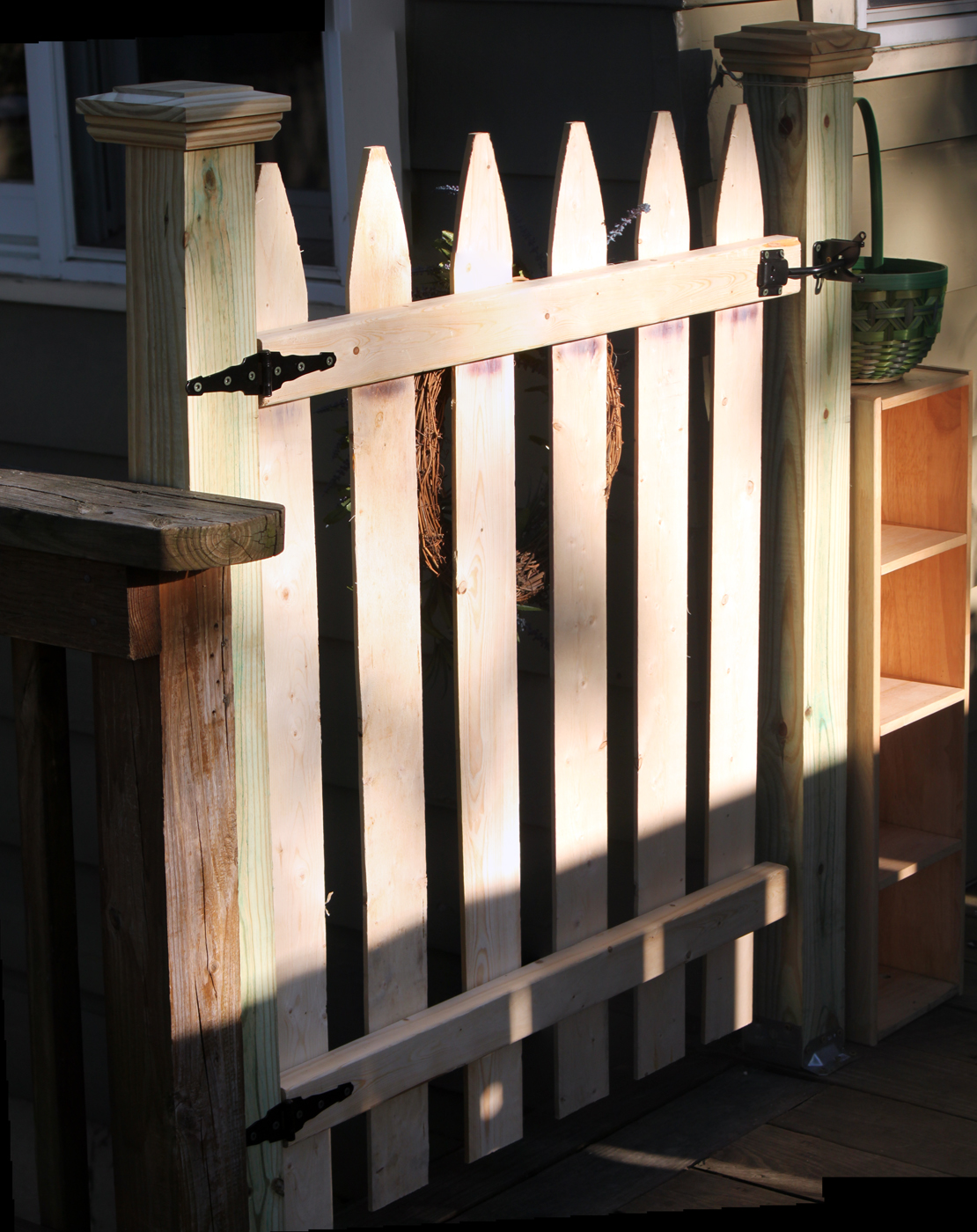 My Great Challenge Dog Gate for your Deck