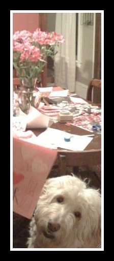 Makin' these for the elderly at the spring nursin' home event this friday Marigolds' Loft: Guest Post: DIY- Valentines' Day Cards for Families