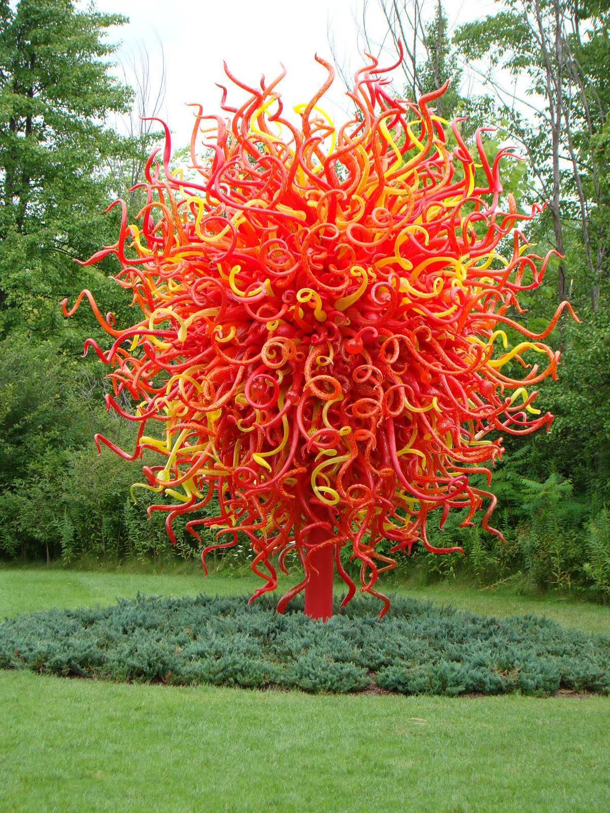 Big Gaucho Dale Chihuly Glass sculptures