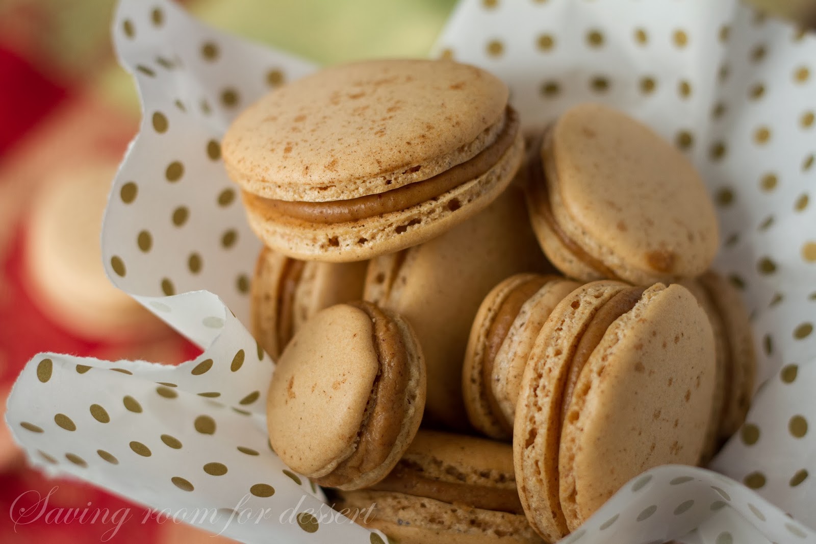 Cinnamon macarons with cinnamon applebutter buttercream Saving Room