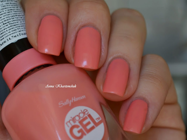 Sally Hansen Miracle Gel #180 Rosey Riviter и стемпинг MoYou 