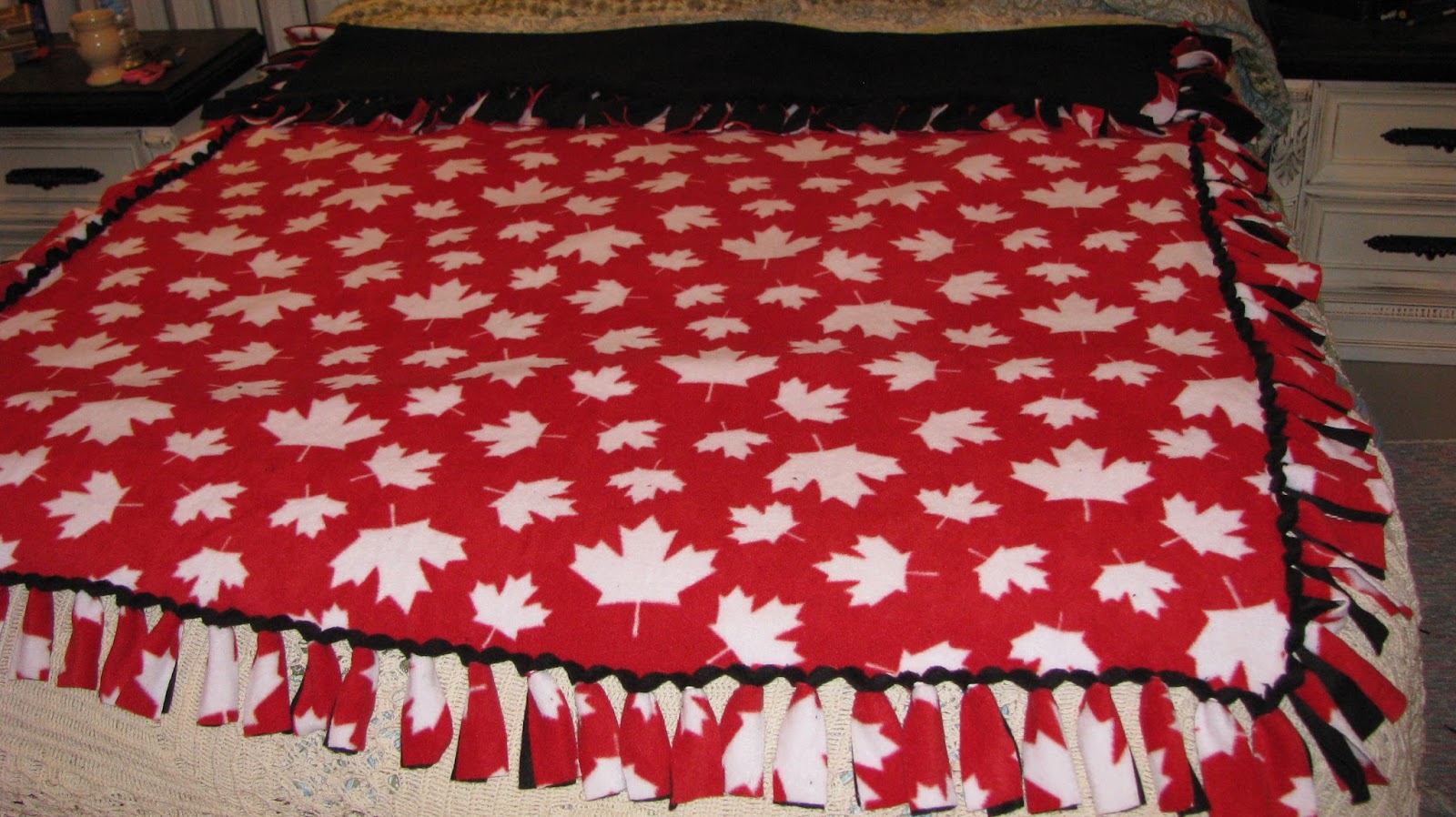 Junque 'N My Trunk No Sew Fleece Throw Blankets Without bulky knots