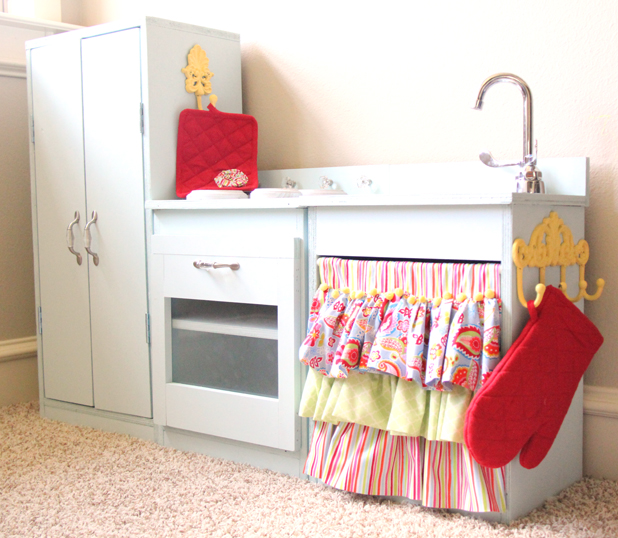 The Fervent Home DIY Children's Wooden Kitchen