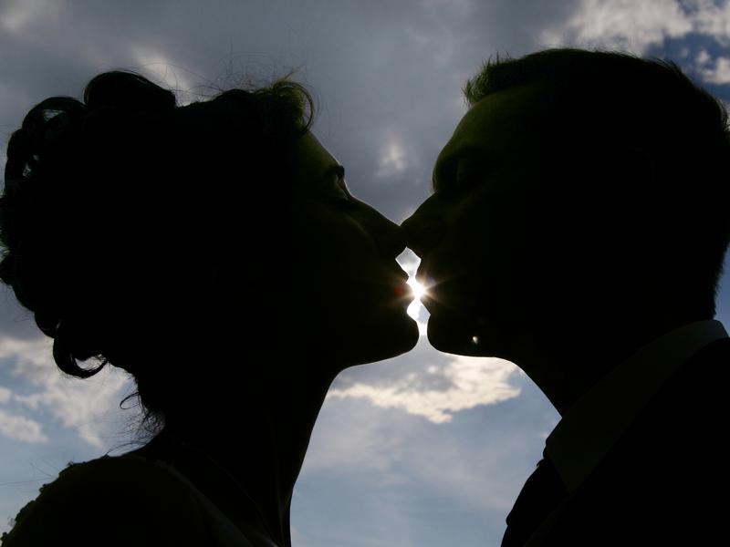 Wie Kusst Man Richtig Mit Zunge Anleitung Ein Perfekter