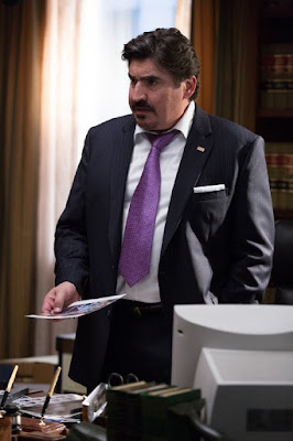 Alfred Molina in Secret in Their Eyes